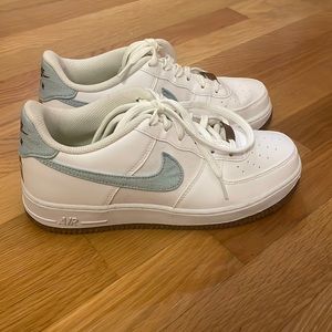 Nike air force 1 lv8 white/white/black/obsidian